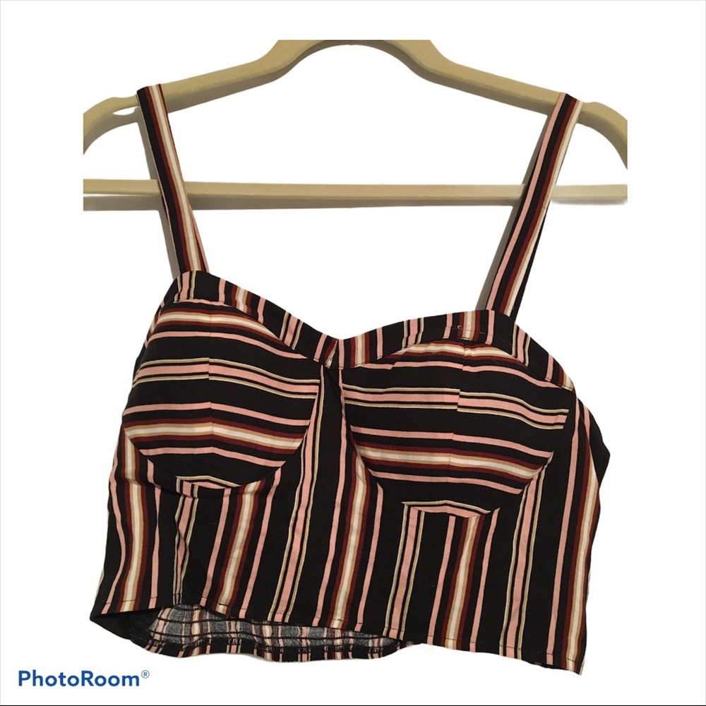 Pretty padded halter top